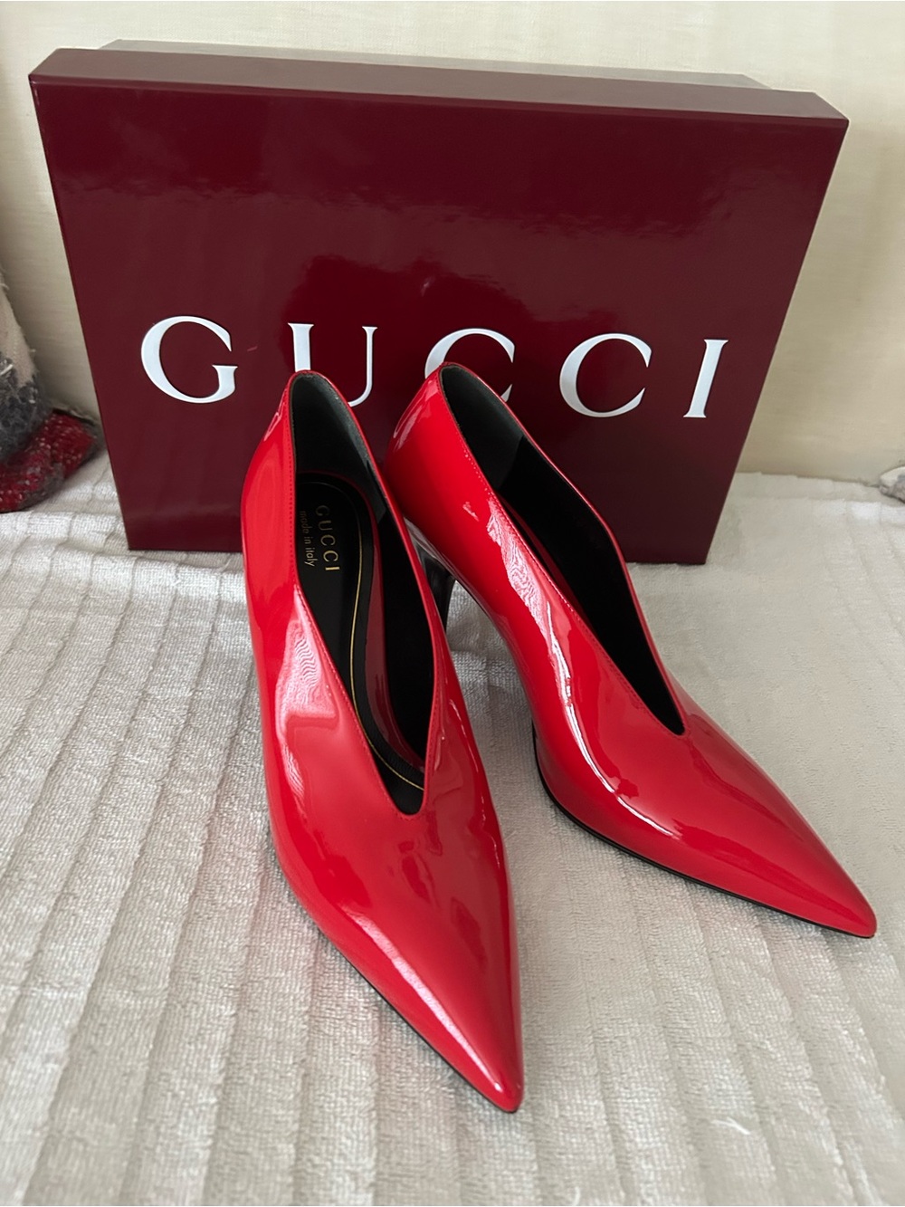 Gucci Red Patent Pointed Toe Mid Heel Pumps with Black Heel